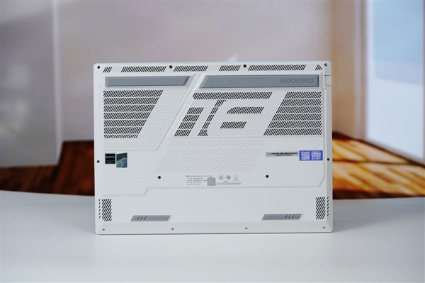 雷神炽刃X7s Pro Max鼠标首发299元：PAW3955 Turbo传感器、双8K轮询率