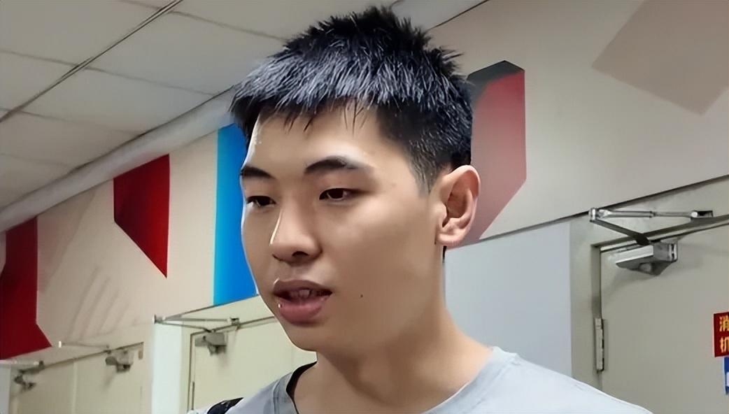 男篮展望日本！崔永熙与赵继伟亲承备战充分，杨瀚森点磨合与默契