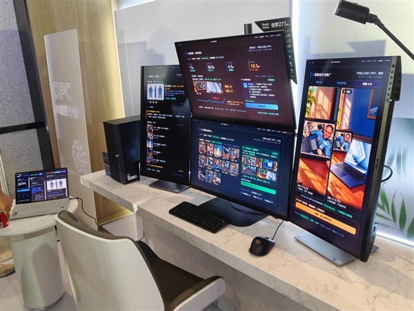 老外真是有福了！微星RTX 5090魔龙促销价破3万元：刚上架就卖断货