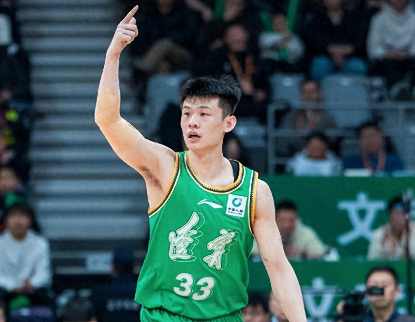 王岚嵚喜获1600万大合同!山东男篮签约原因曝光,辽篮收到300万